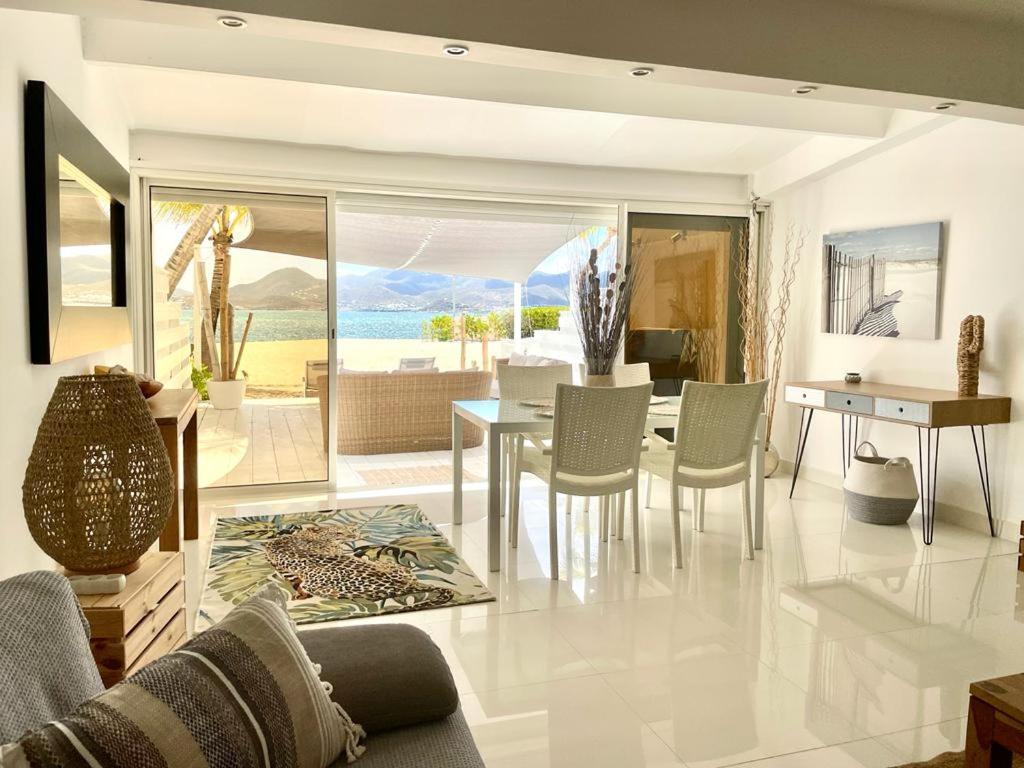 Villa Cocoon Sur La Plage Sandy Ground Zewnętrze zdjęcie